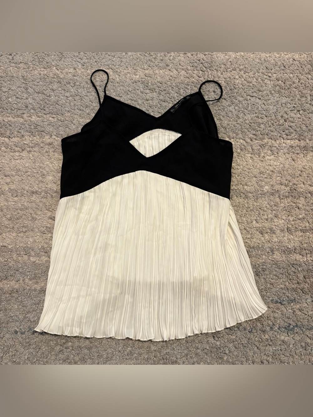 Zara Black & White Colorblock Pleated Cami Top - Large